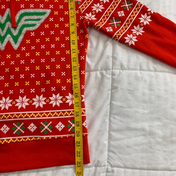 Women’s Wonder Woman Festive Red Hoodie – Medium – 100% Polyester - Picture 8 of 11